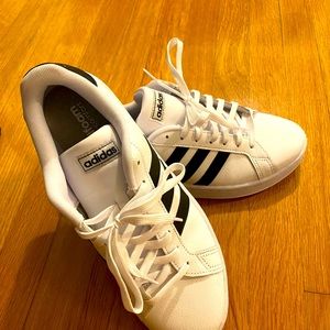 EUC men’s size 10 adidas sneakers. Barely worn and in box.